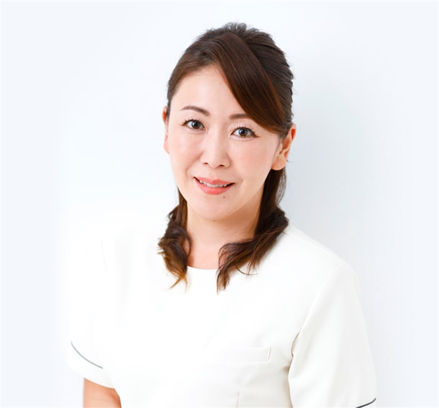 講師 大坂文乃